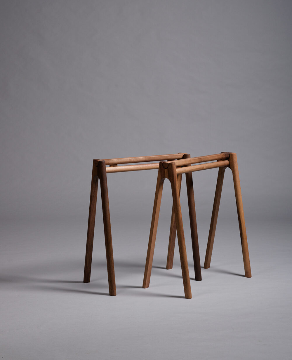 Tréteau en noyer, collection Elliot